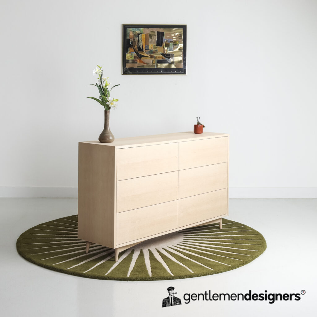 commode sur mesure avec des rangements 