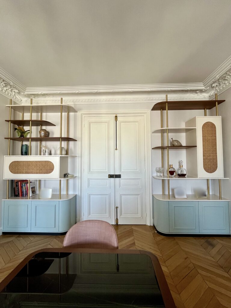 bibliothèque pour une salle à manger 