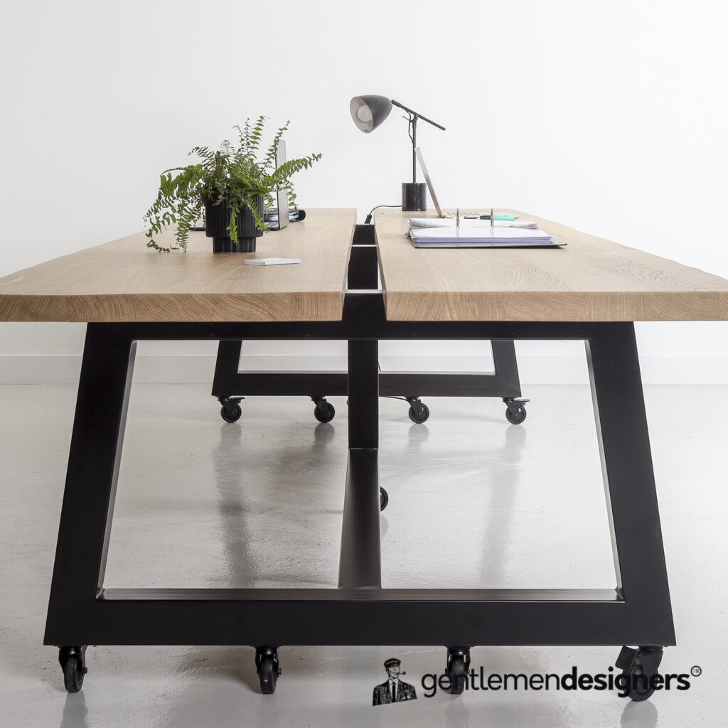 Mobilier de bureau en chêne massif